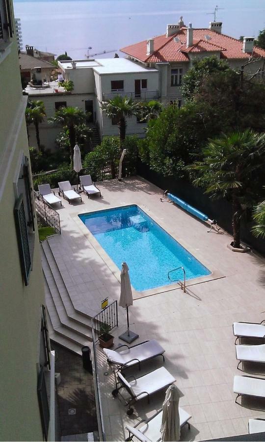 Apartment Villa Maria 10 With Swimming Pool โอปาติยา ภายนอก รูปภาพ
