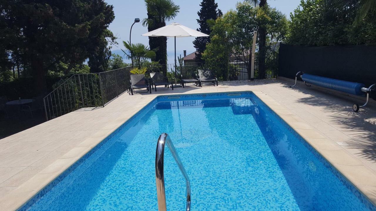 Apartment Villa Maria 10 With Swimming Pool โอปาติยา ภายนอก รูปภาพ